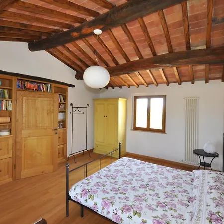Montecchio Sleeps 8 Pool Air Con Wifi 别墅 哥尔顿