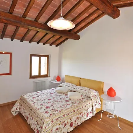 Villa Montecchio Sleeps 8 Pool Air Con Wifi