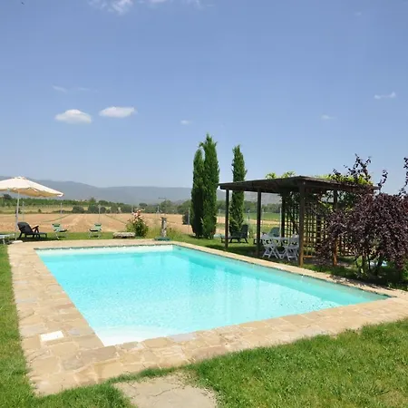 Villa Montecchio Sleeps 8 Pool Air Con Wifi Cortona